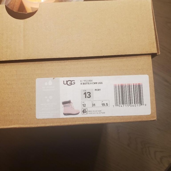 Girls brand new ugg boots size 13 - Picture 2 of 7